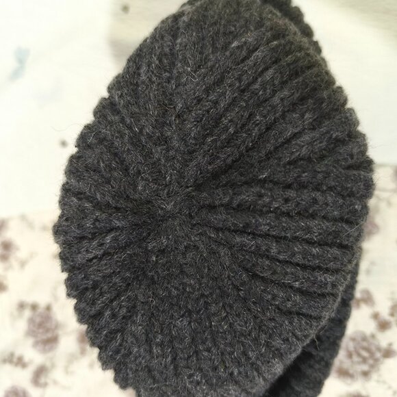 Acne Studios Ribbed Beanie Hat - Picture 5 of 5